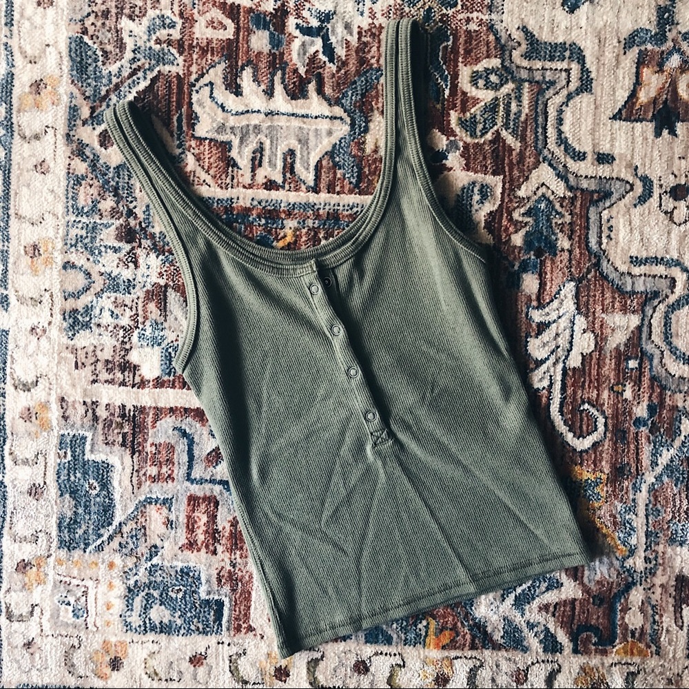 Abercrombie Cropped Olive Tank